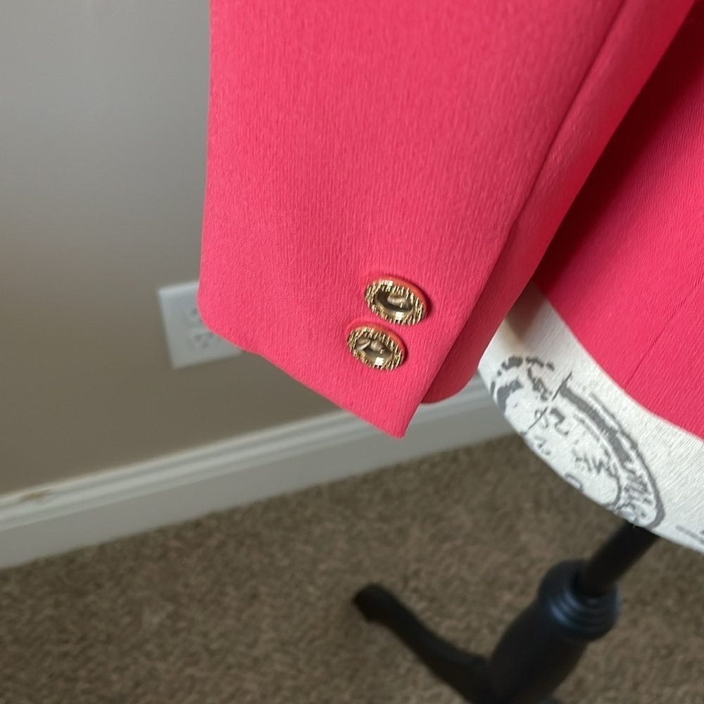 EUC Tahari Women’s Petite Hot Coral Blazer 3/4 sleeves in size 4 - Picture 5 of 7